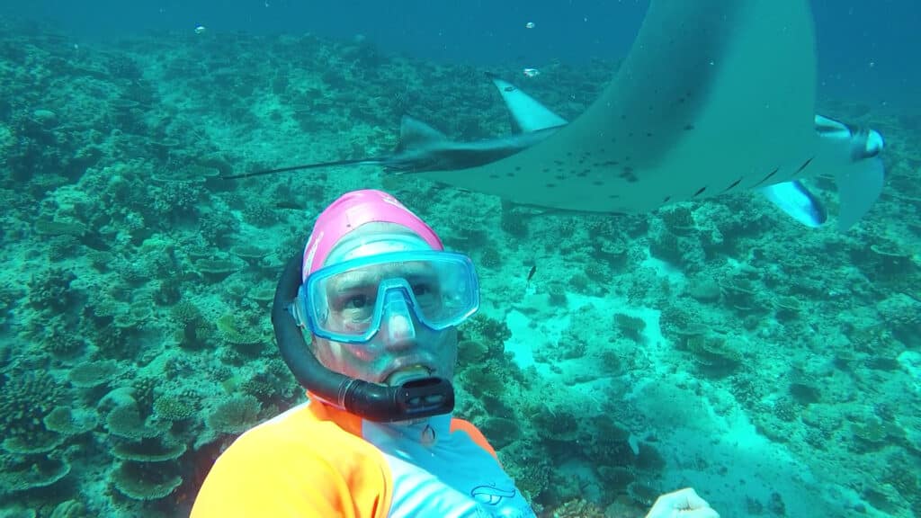 חופשת שחייה במלדיבים holiday swim camp maldives (8)