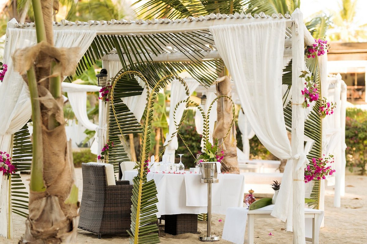 חופשת אימוני שחייה במדגסקר מלון Royal Beach Resort & Spa